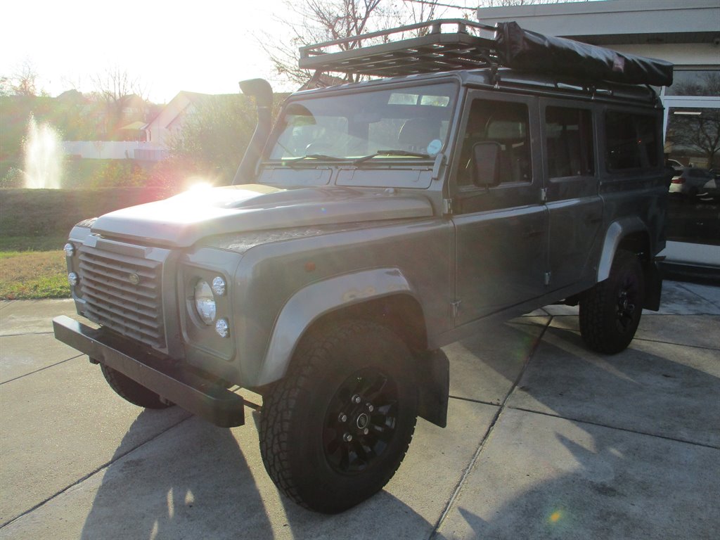 1995 Land Rover Defender 110  photo