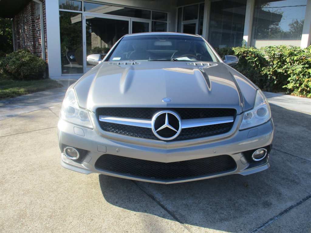 Mercedes-Benz SL-Class SL 550
