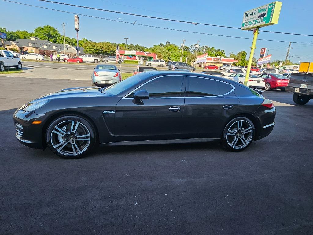 2013 Porsche Panamera 4S photo