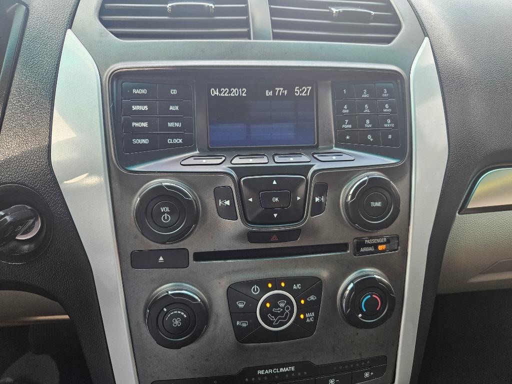 2014 Ford Explorer photo