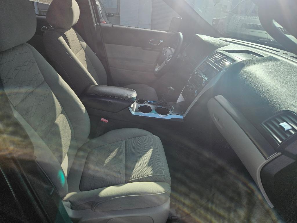 2014 Ford Explorer photo