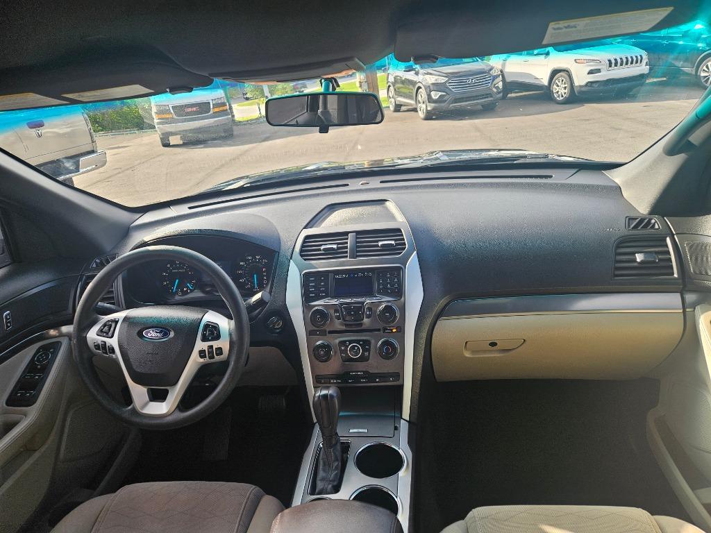 2014 Ford Explorer photo