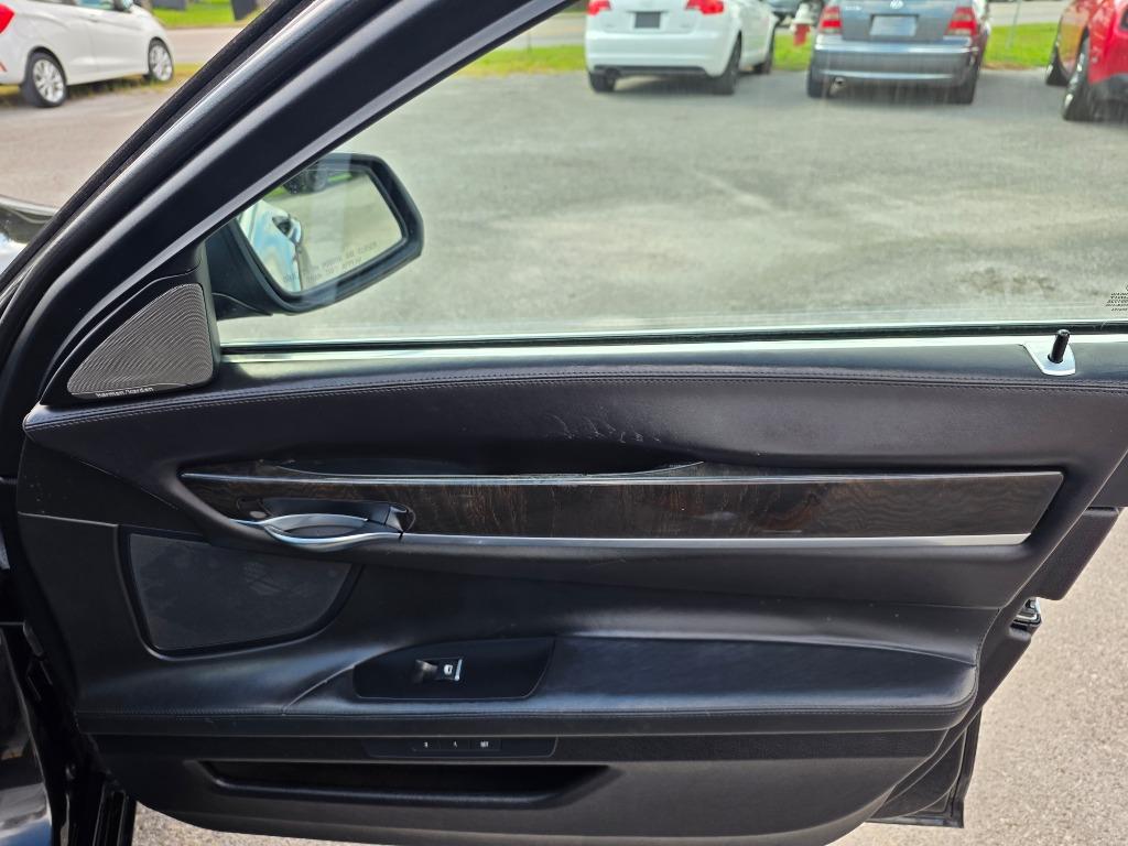 2015 BMW 750i, Alpina B7 - $13,995