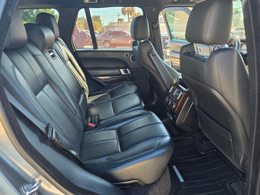 2016 Land Rover Range Rover - $13,995
