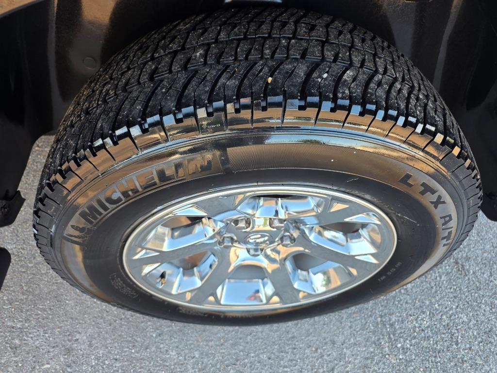 2018 Ram 1500 - $19,995