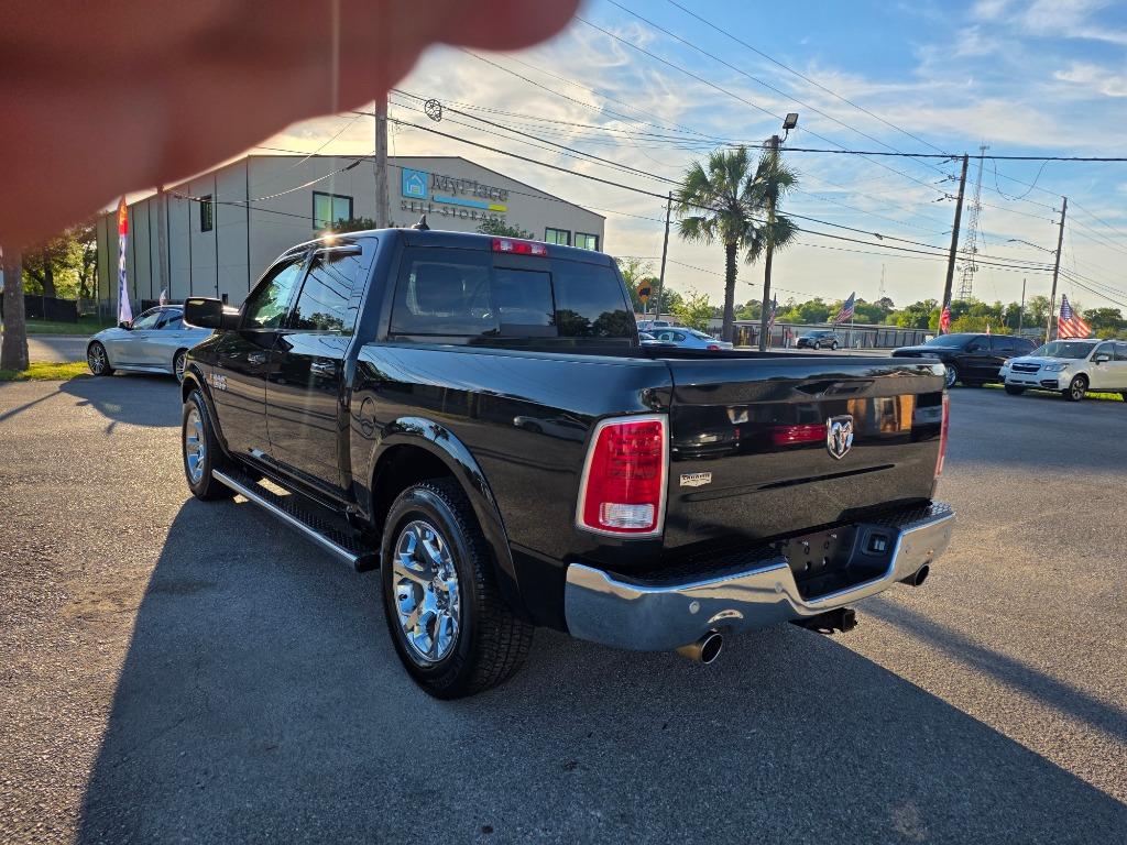 2018 Ram 1500 - $19,995
