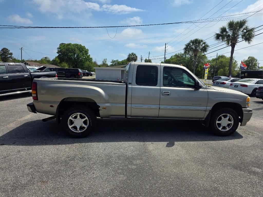 2003 GMC Sierra 1500 - $6,995