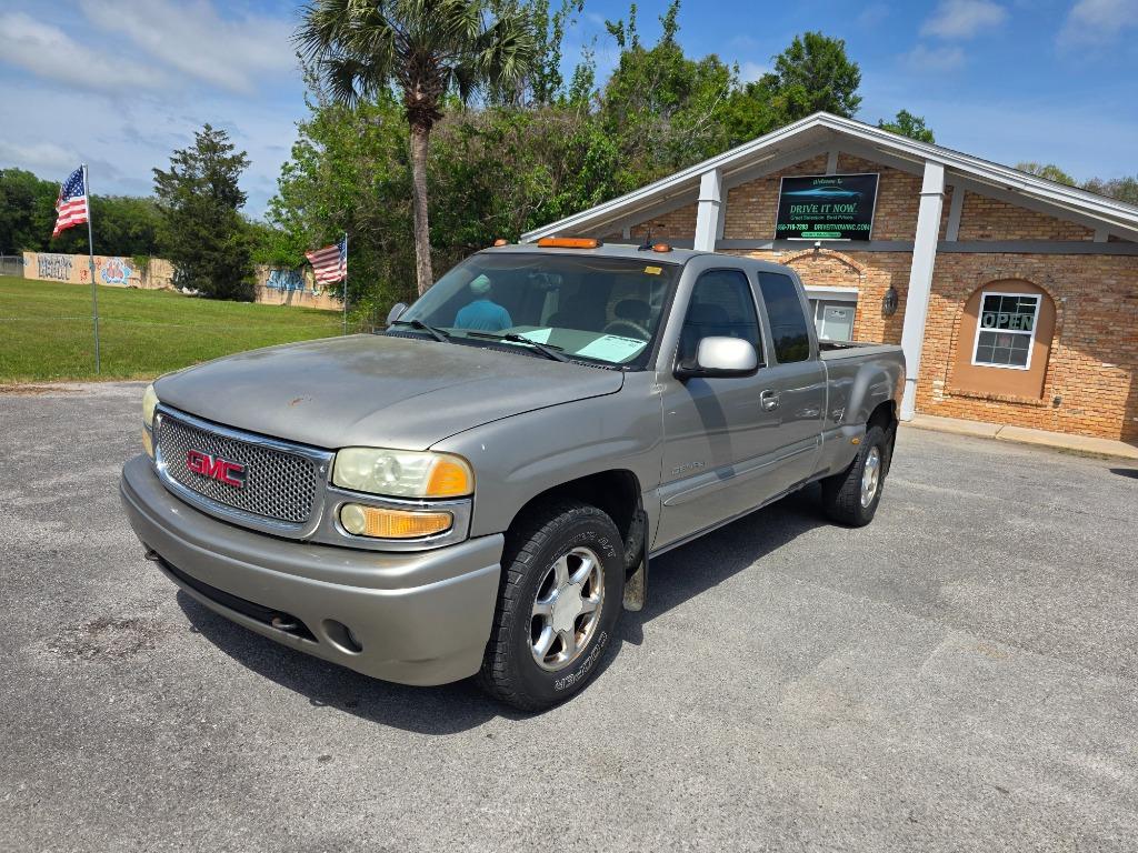 2003 GMC Sierra 1500 - $6,995