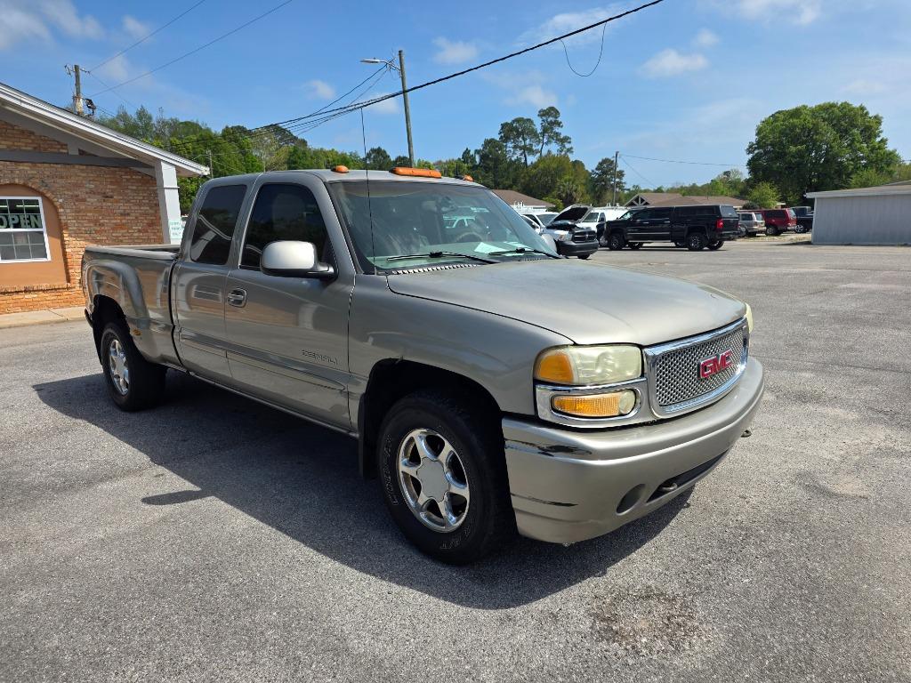2003 GMC Sierra 1500 - $6,995