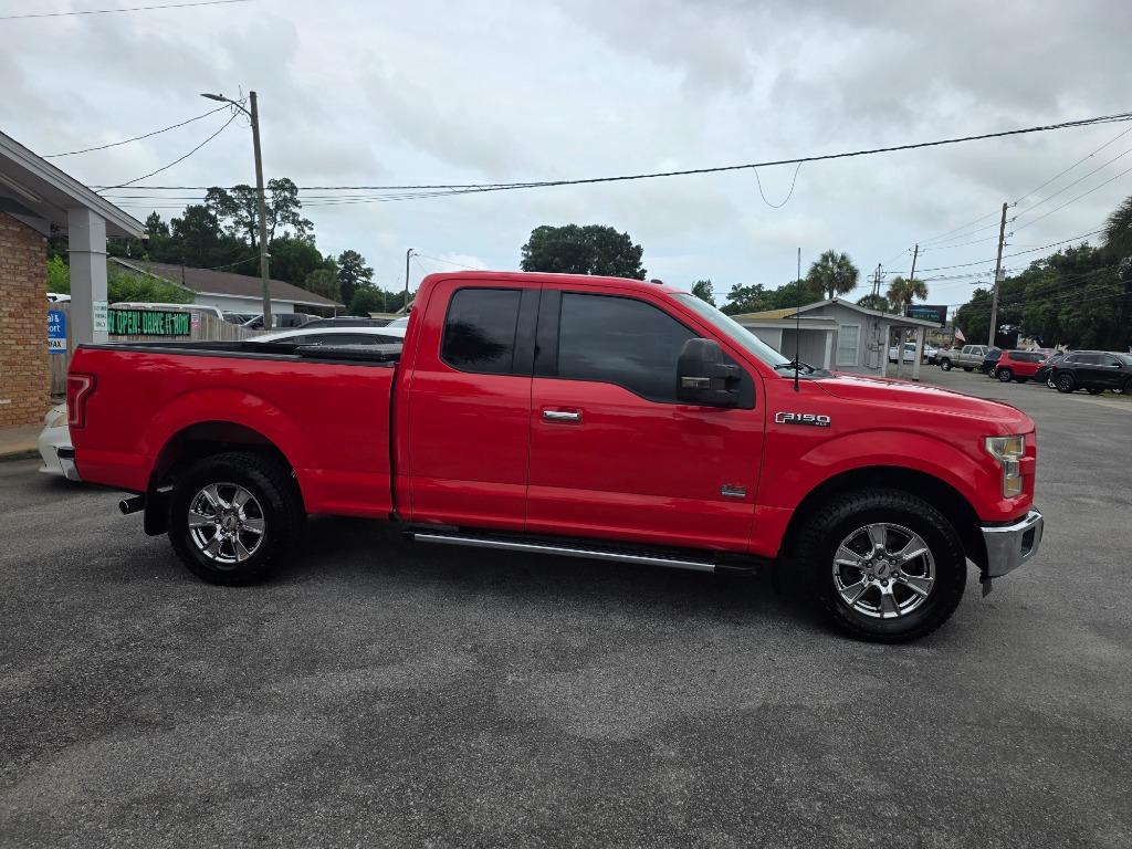 2016 Ford F150 - $14,995