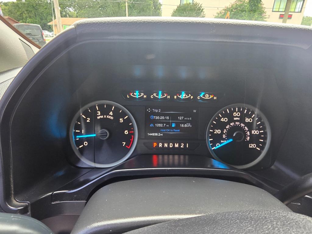 2016 Ford F150 - $14,995