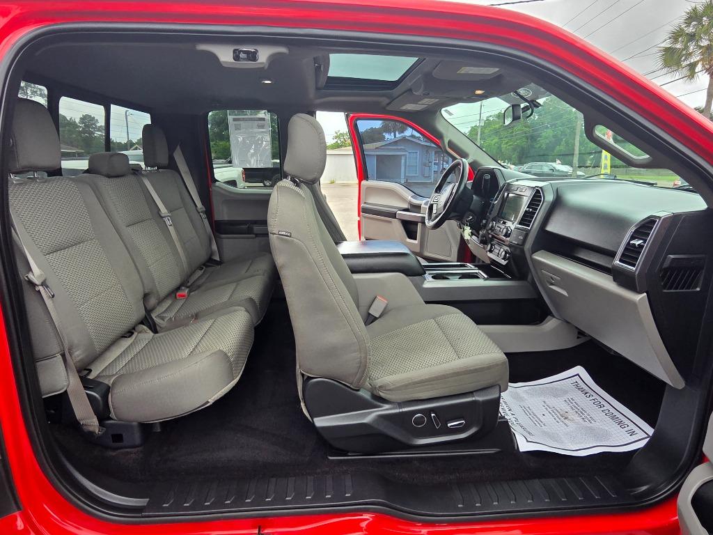2016 Ford F150 - $14,995