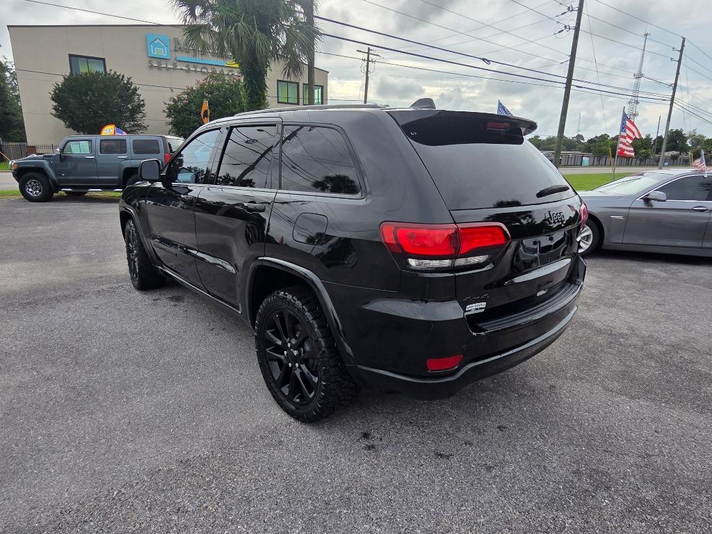 2018 Jeep Cherokee - $13,995