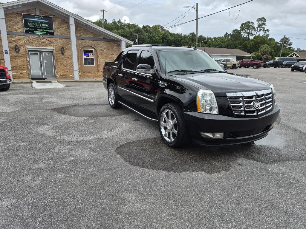 2011 Cadillac Escalade - $13,995