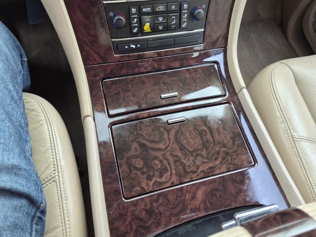 2011 Cadillac Escalade - $13,995