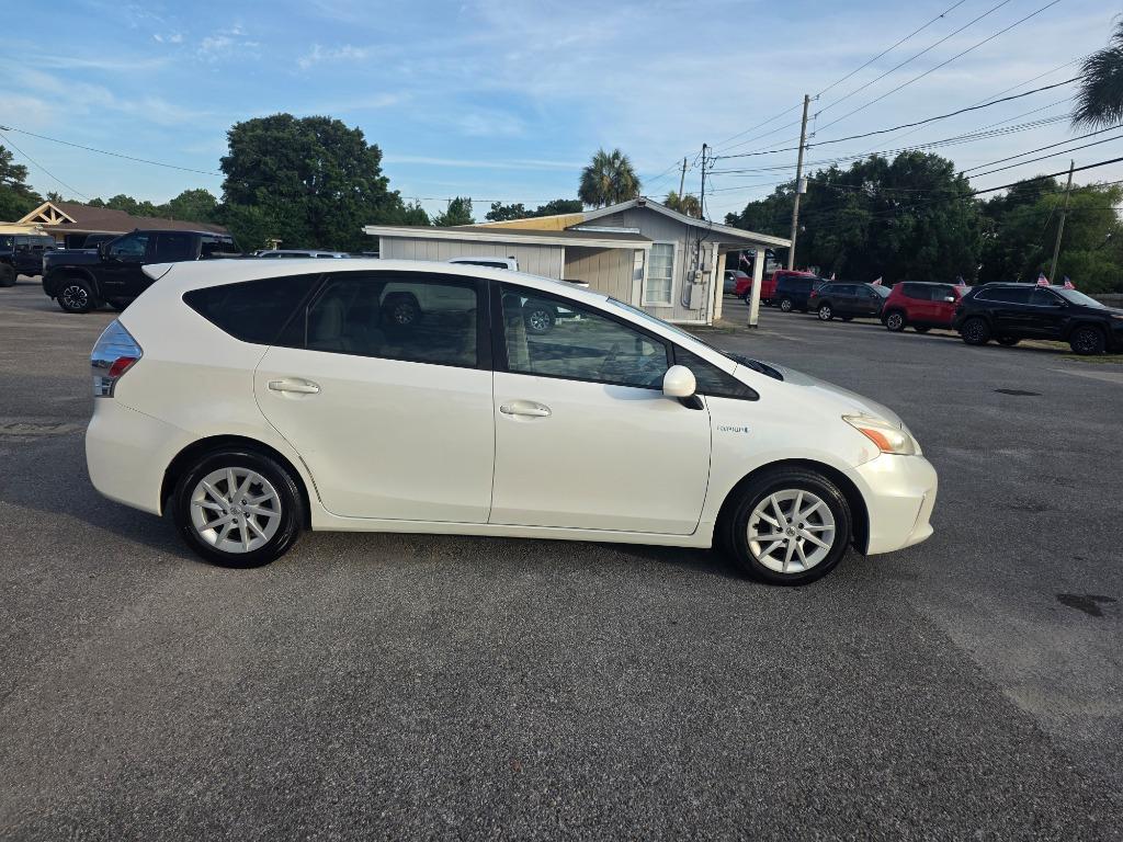 2013 Toyota Prius - $6,995