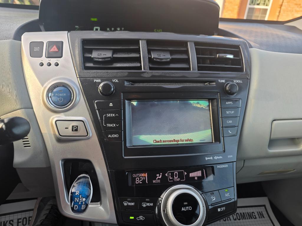 2013 Toyota Prius - $6,995