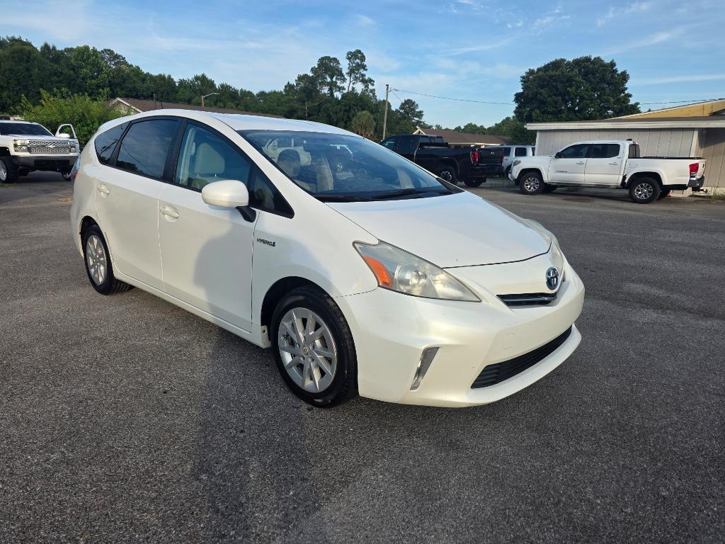 2013 Toyota Prius - $6,995