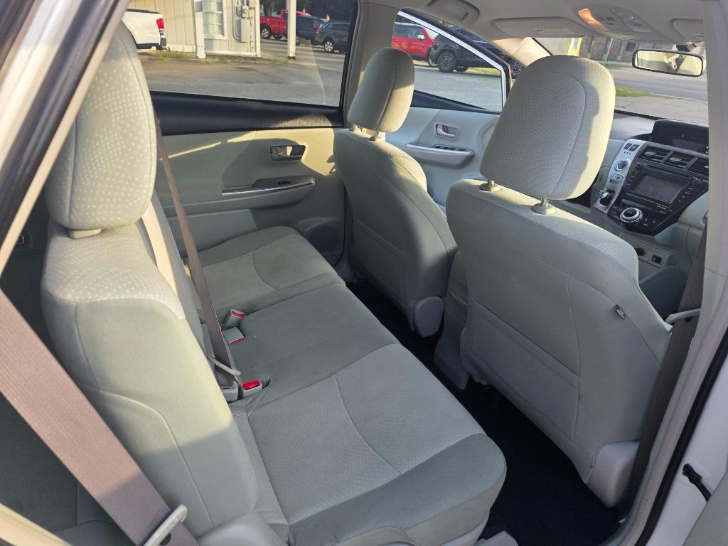 2013 Toyota Prius - $6,995