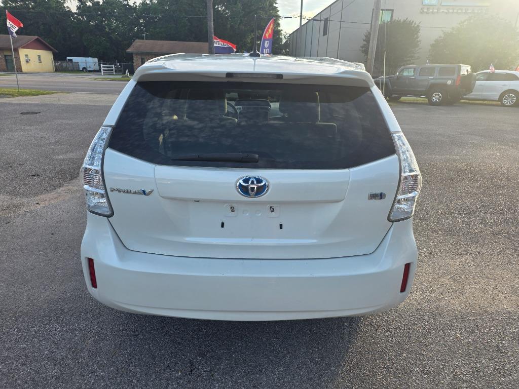 2013 Toyota Prius - $6,995