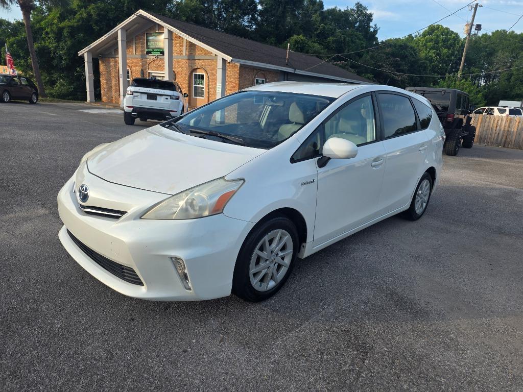 2013 Toyota Prius - $6,995