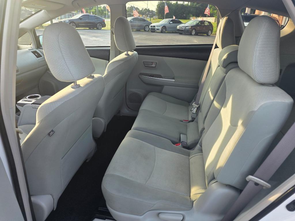 2013 Toyota Prius - $6,995