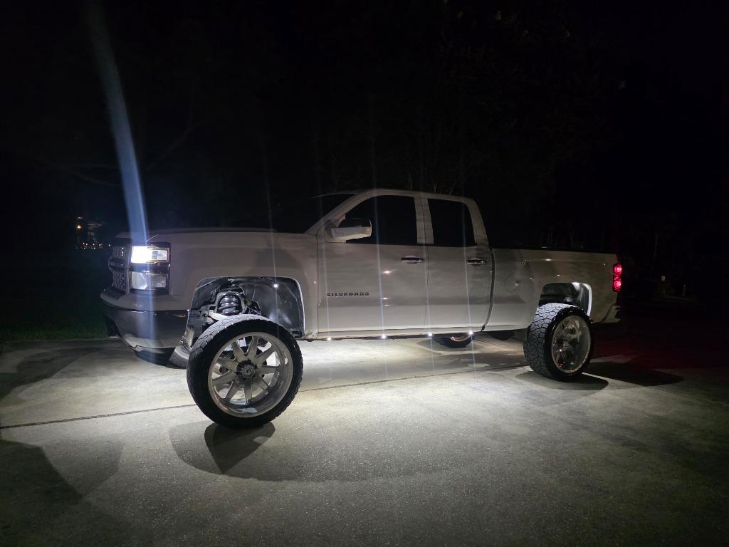 2015 Chevrolet Silverado - $15,995