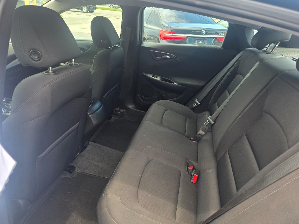 2021 Chevrolet Malibu - $14,995