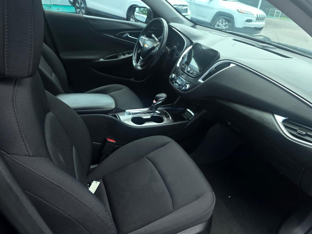 2021 Chevrolet Malibu - $14,995
