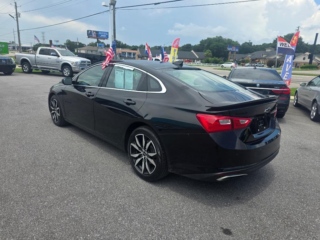 2021 Chevrolet Malibu - $14,995