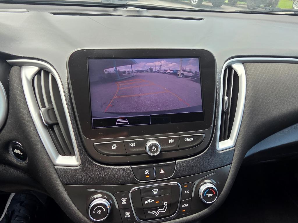 2021 Chevrolet Malibu - $14,995