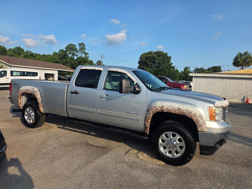 2014 GMC Sierra - $27,995