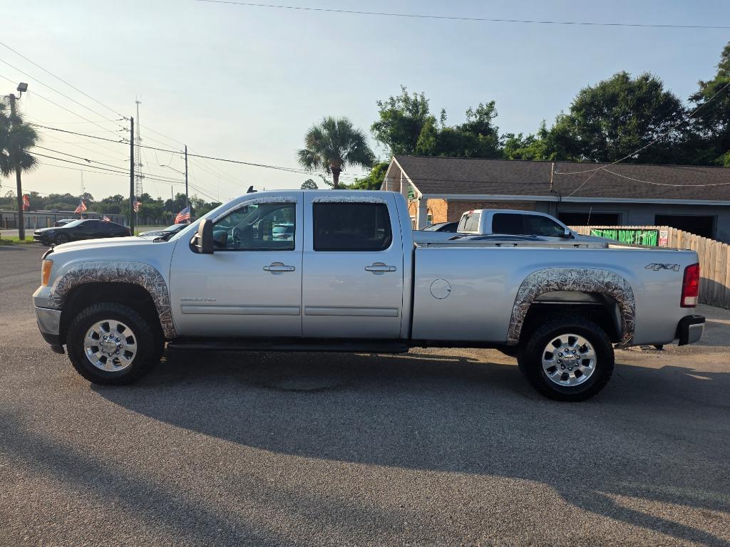 2014 GMC Sierra - $27,995