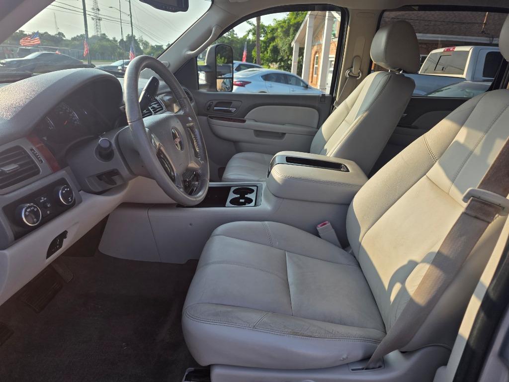 2014 GMC Sierra - $27,995