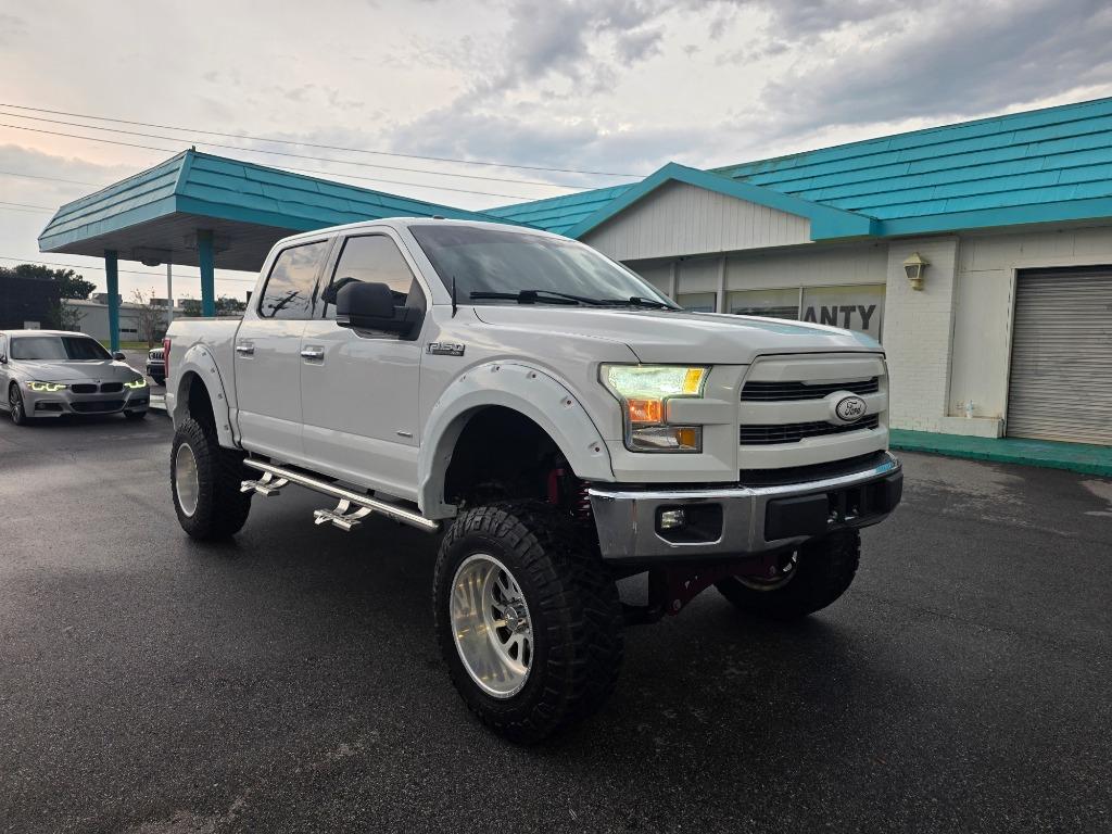 2015 Ford F-150 - $23,995