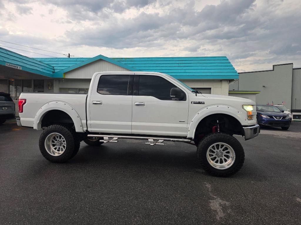 2015 Ford F-150 - $23,995