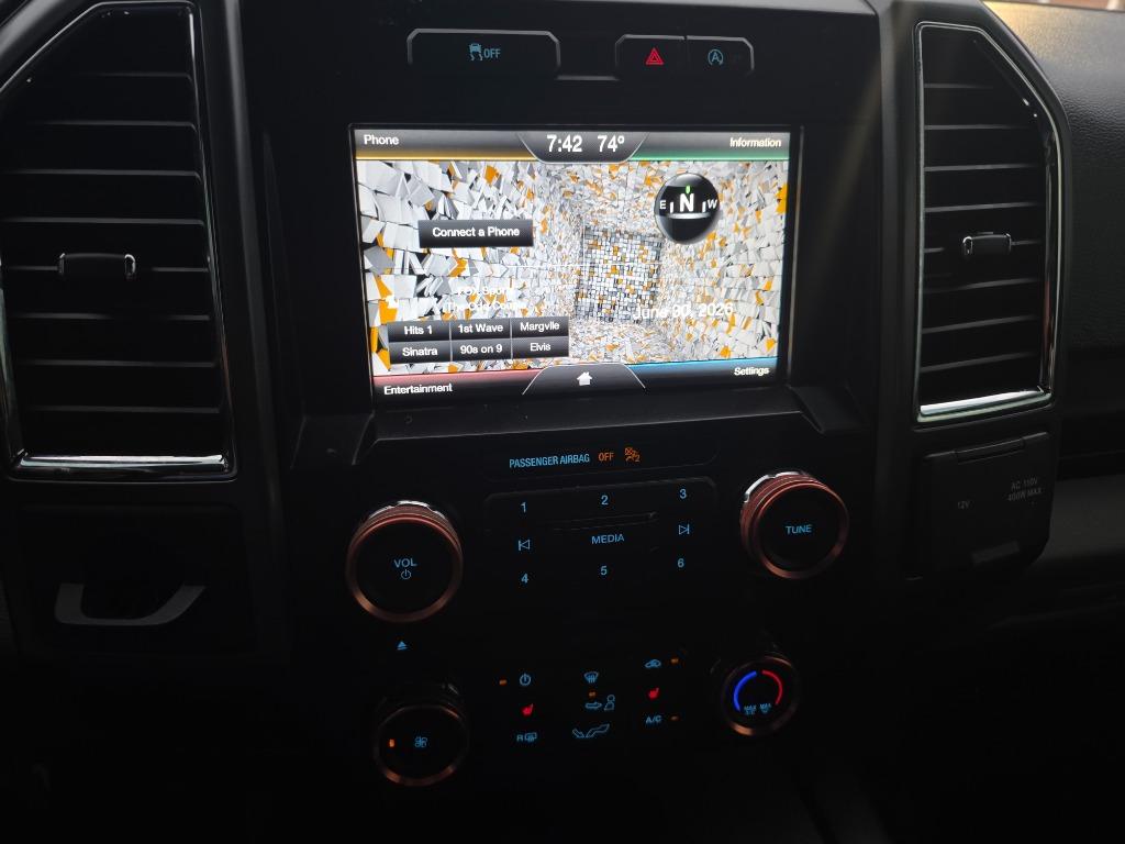 2015 Ford F-150 - $23,995