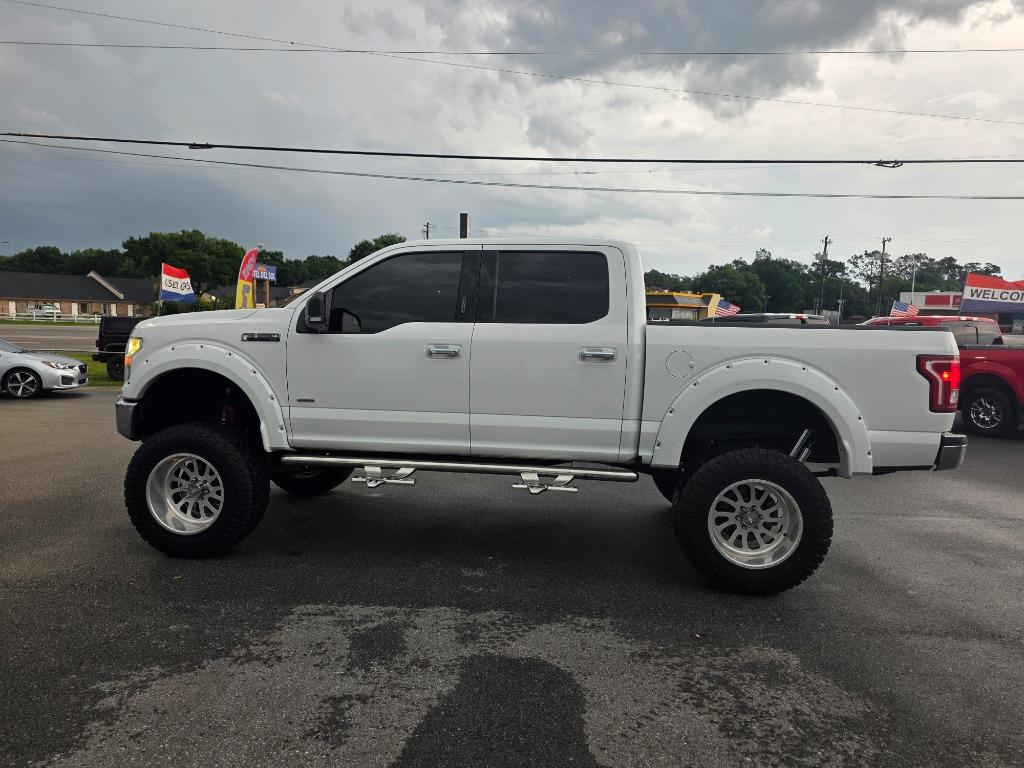 2015 Ford F-150 - $23,995