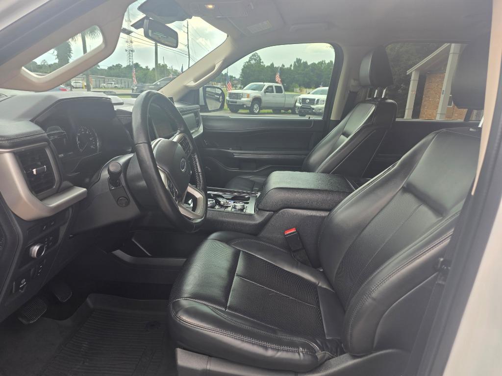 2022 Ford Expedition - $25,995