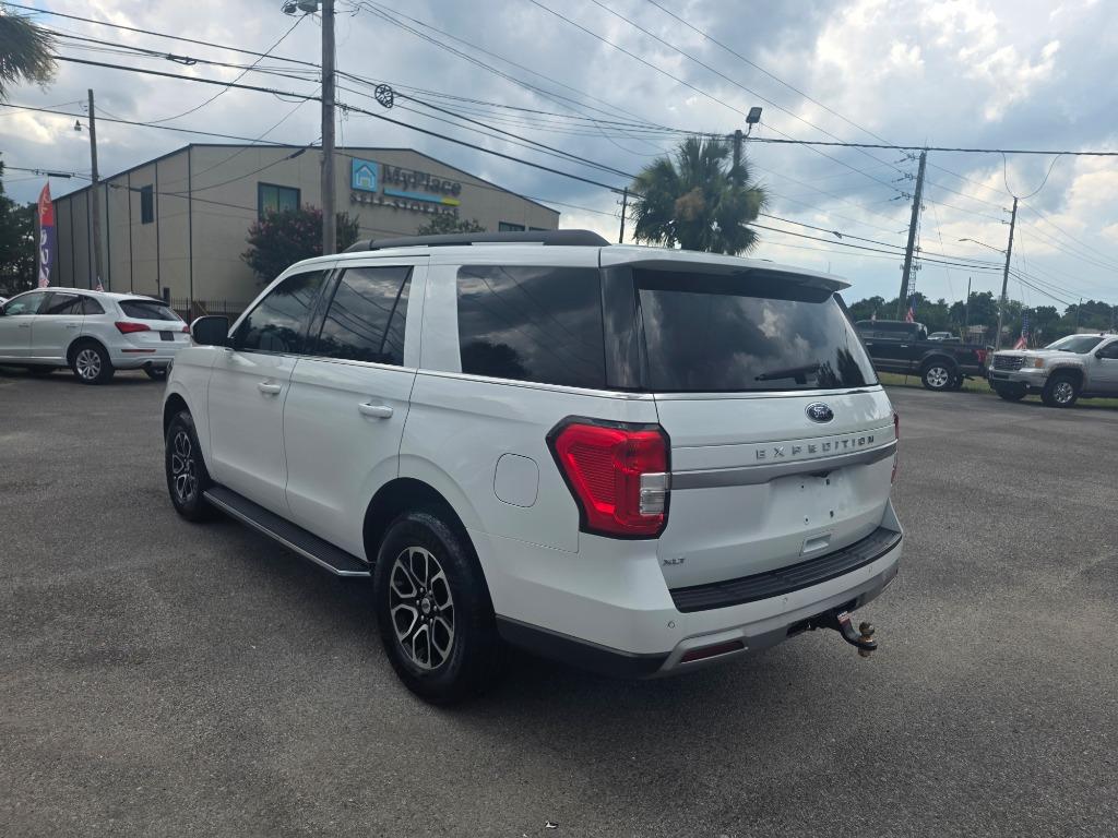 2022 Ford Expedition - $25,995