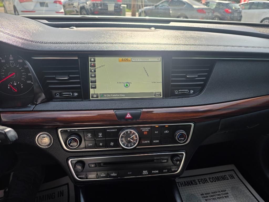 2017 Kia Cadenza - $8,995