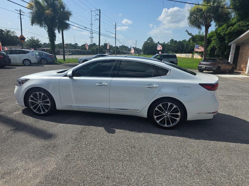 2017 Kia Cadenza - $8,995