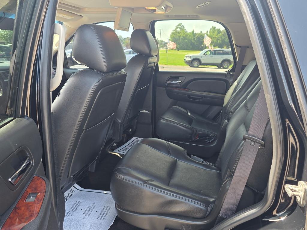 2014 Chevrolet Tahoe - $12,995