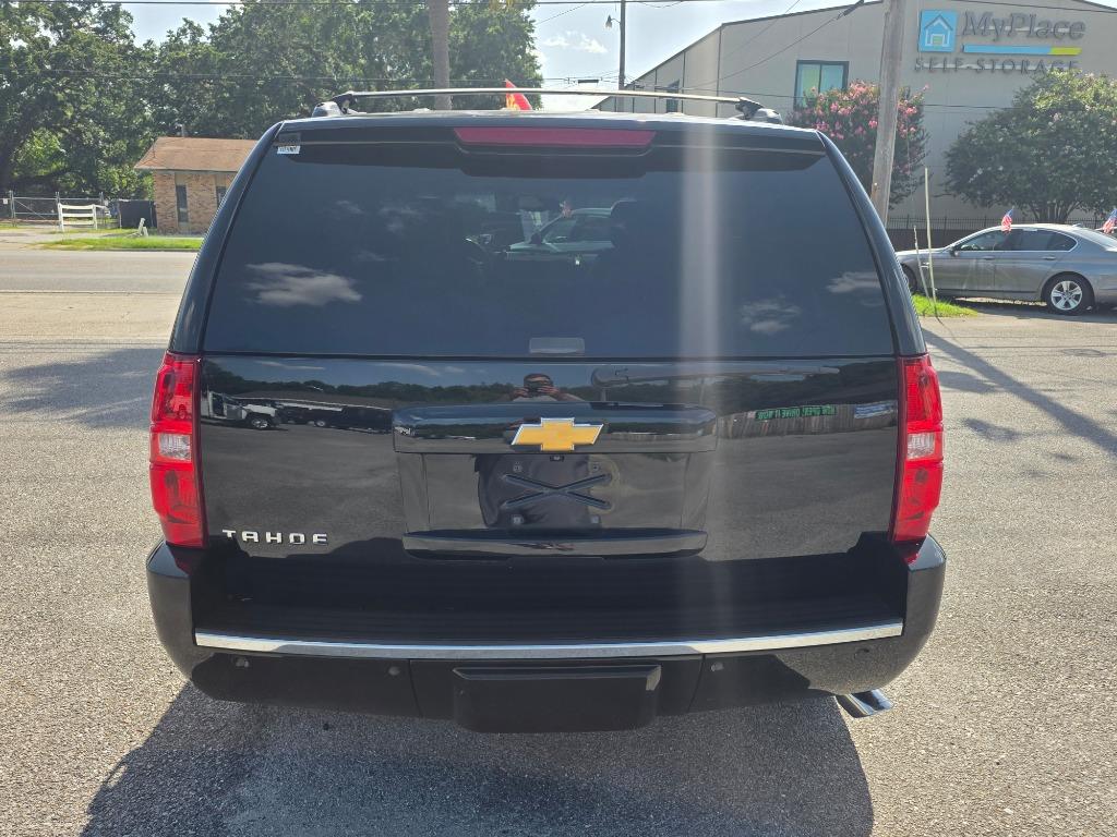 2014 Chevrolet Tahoe - $12,995