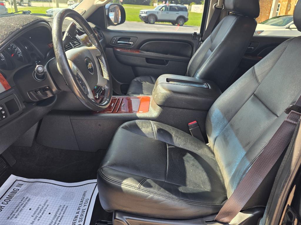 2014 Chevrolet Tahoe - $12,995