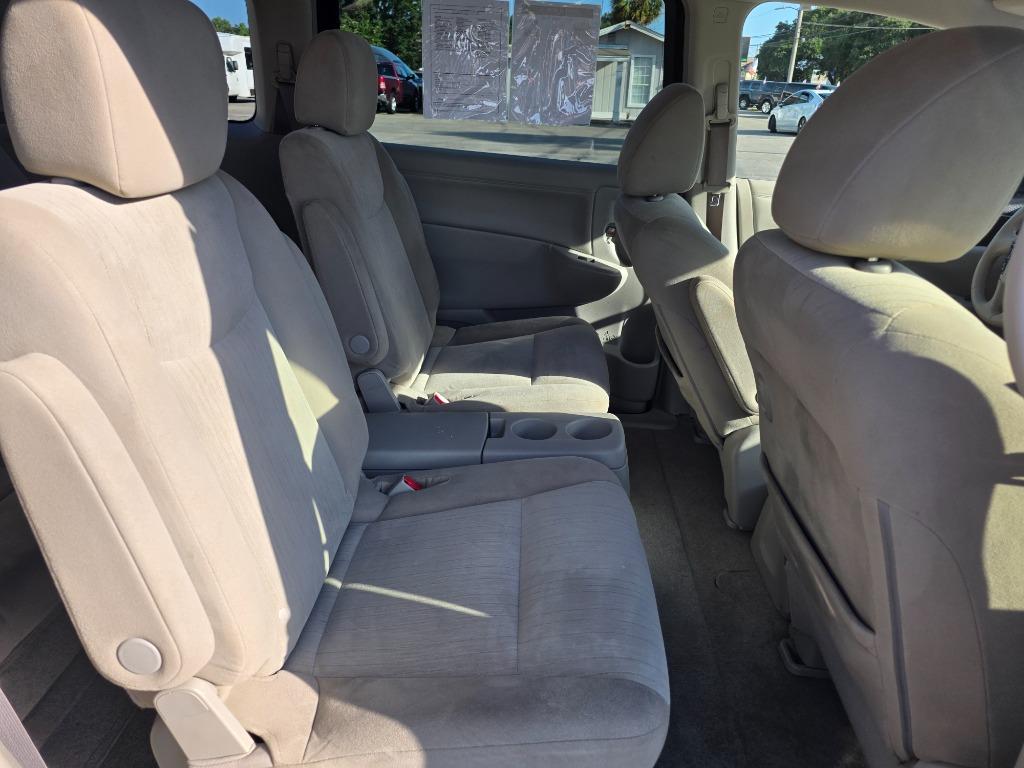 2017 Nissan Quest - $12,995