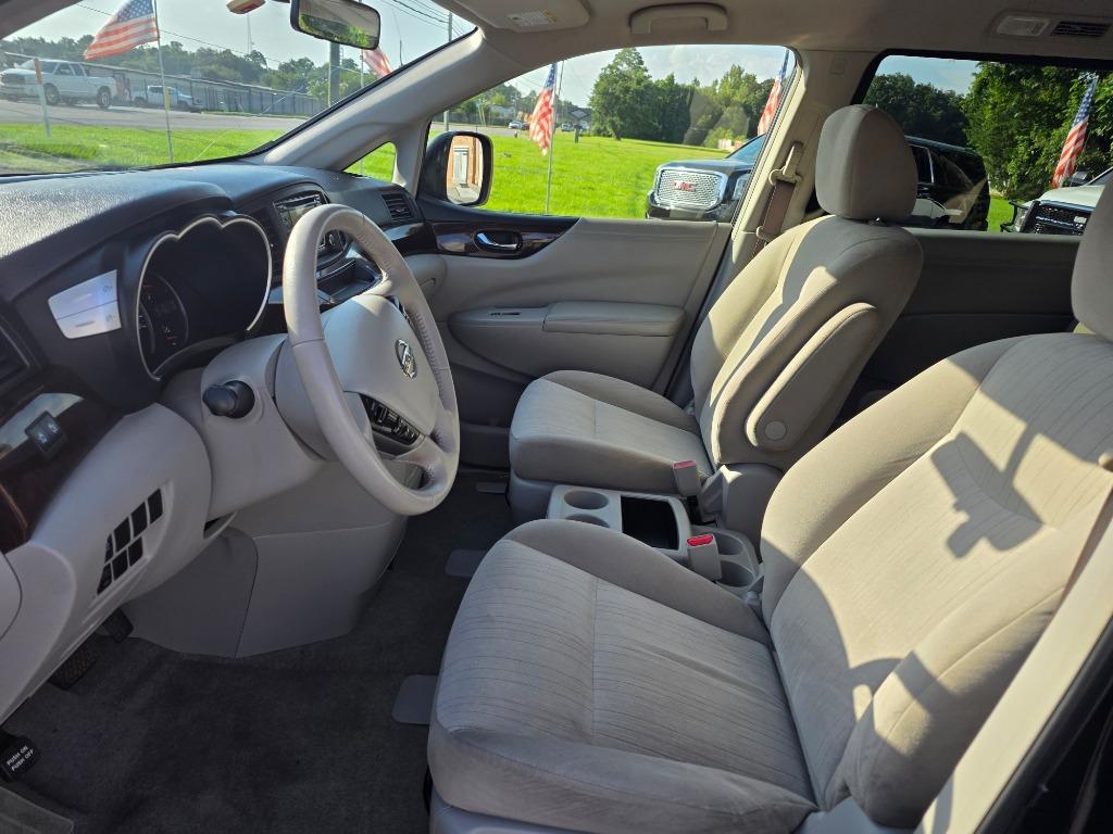 2017 Nissan Quest - $12,995