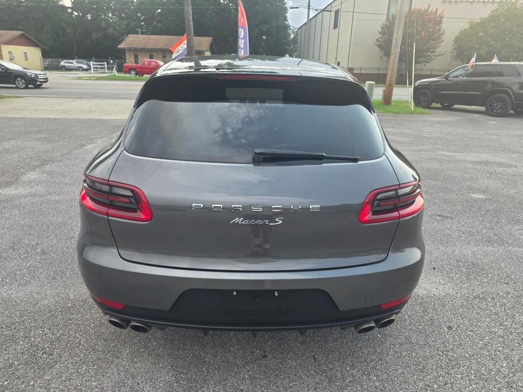 2015 Porsche Macan - $21,995