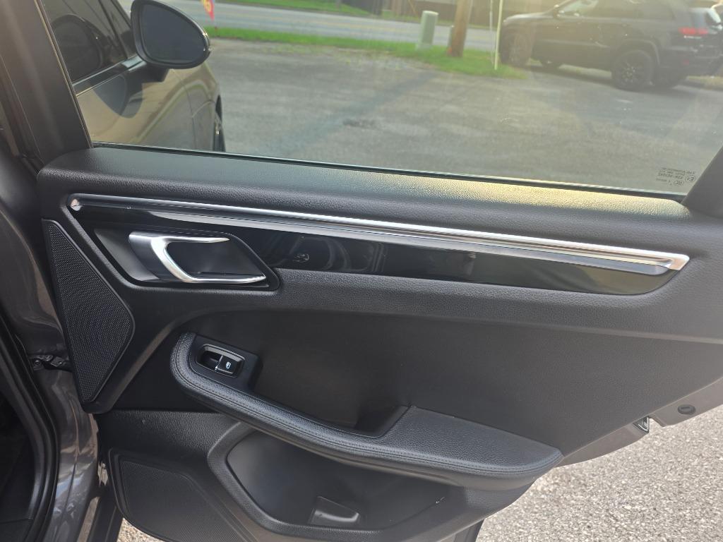 2015 Porsche Macan - $21,995