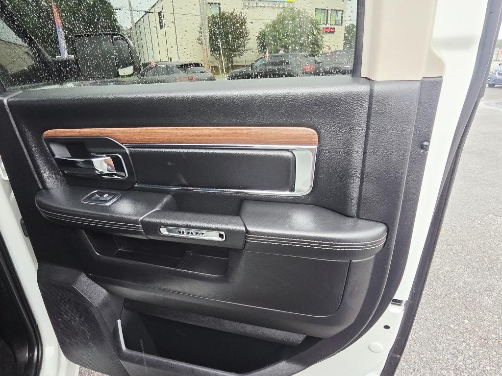 2017 Ram 2500 - $31,995